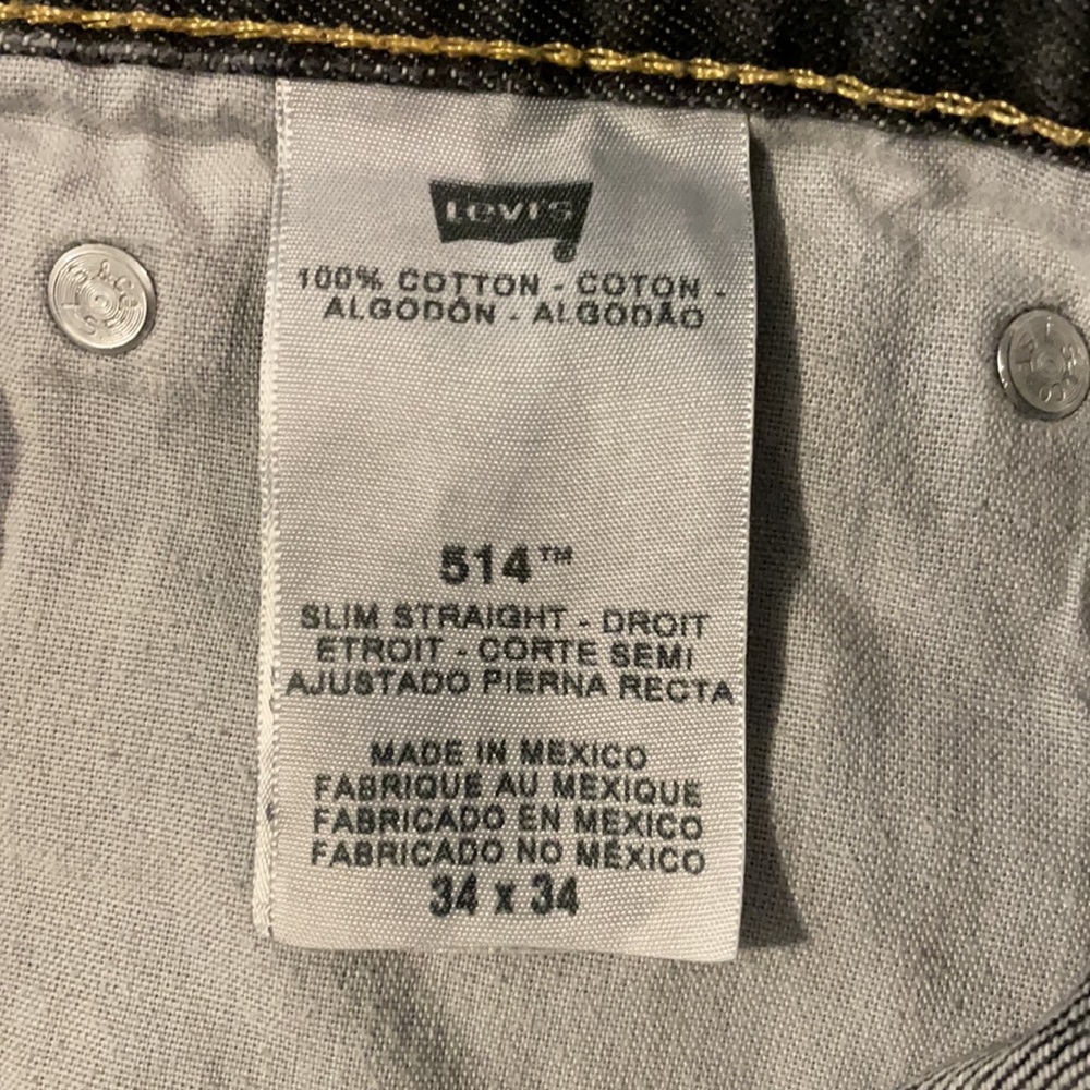 Levi’s - Picture 4 of 4